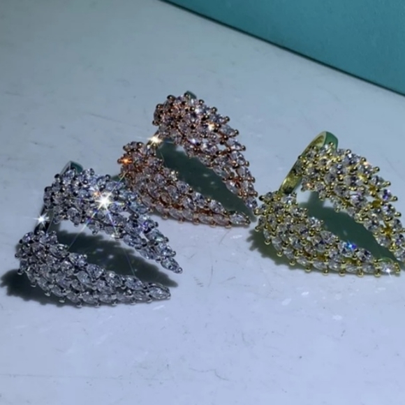 Diamond Angel Wing Ring - Picture 8 of 15